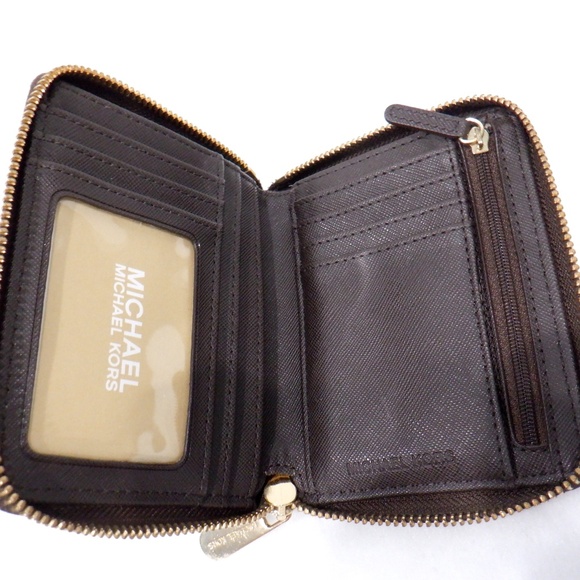 MICHAEL KORS Medium Zip Around Wallet - Picture 12 of 12